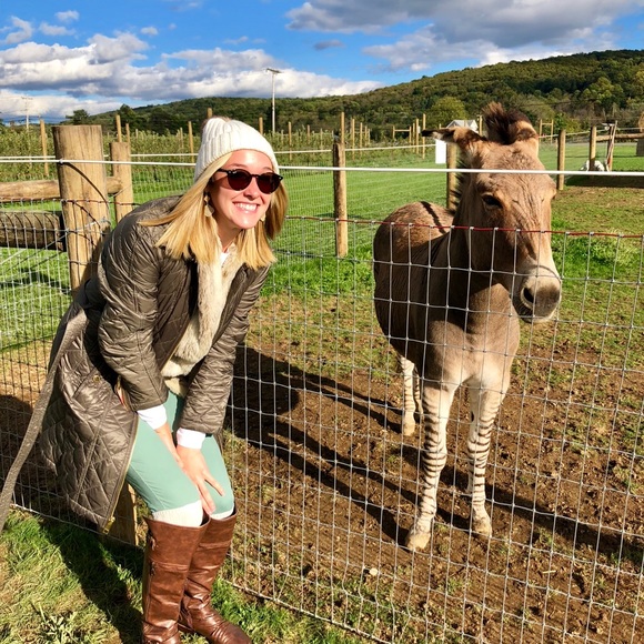 Meet your Posher, Brianna - Picture 5 of 8